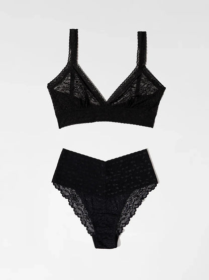 Brasileña de talle alto + Bralette